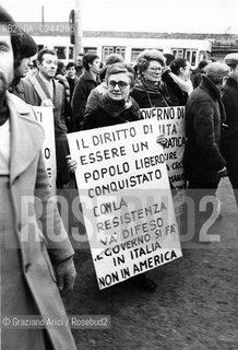 -Venezia,1978. Manifestazione regionale donne PCI. Politica società manifestazione protesta donna lotta diritto femminismo - Venice,1978. Regional demonstration of PCI party women MES ©Graziano Arici/Rosebud2  astga ©Graziano Arici/Rosebud2