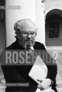 Venezia,1979.Ritratto di Roberto Leydi,musicologo. Musica critico musicologia ritratto -Venice,1979. Portrait of Roberto Leydi, musicologist music critic MES ©Graziano Arici/Rosebud2  astga ©Graziano Arici/Rosebud2