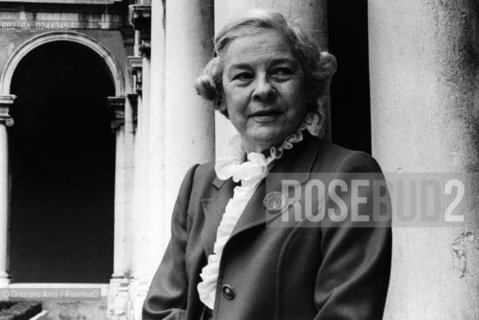 -Venezia,1994. Ritratto della scrittrice e antropologa americana Mary Mc Carthy alla Fondazione Cini. Letteratura Antropologia antropologa scrittrice ritratto.-Venice,1994.Portrait of the american writer and anthropologist Mary Mc Carthy in the Fondazione Cini ©Graziano Arici/Rosebud2  astga ©Graziano Arici/Rosebud2