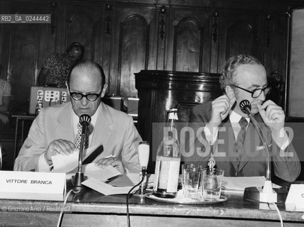 -Venezia,1972.Fondazione Giorgio Cini.Convegno nazionale degli editori italiani- Scuola per Librai.Vittore Branca, filologo e critico letterario. libro letteratura editore critico studioso -Venice,1972. Fondazione Giorgio Cini.National Conference of Editors-publishers. The critic Vittore Branca © Archivio Graziano Arici  astga ©Graziano Arici/Rosebud2