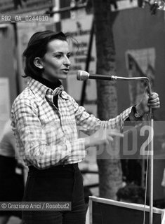 Venezia,1976.La politica Emma Bonino durante un convegno del Partito Radicale in Campo Santi Apostoli.Politica Femminismo protesta partito diritti umani radicalismo aborto -Venice,1976. The politician Emma Bonino during a congress of radical party MES © Archivio Graziano Arici  astga ©Graziano Arici/Rosebud2