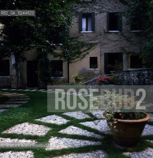 Veneto,1985.Asolo (Treviso). Hotel Cipriani. geo albergo hotel Asolo.Veneto,1985.Asolo(Treviso).Cipriani Hotel ©Graziano Arici/Rosebud2