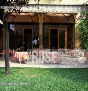 Veneto,1985.Asolo (Treviso). Hotel Cipriani. geo albergo hotel Asolo.Veneto,1985.Asolo(Treviso).Cipriani Hotel ©Graziano Arici/Rosebud2