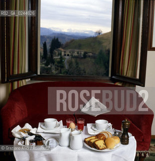 Veneto,1985.Asolo (Treviso). Hotel Cipriani. colazione gastronomia geo albergo hotel Asolo.Veneto,1985.Asolo(Treviso).Cipriani Hotel ©Graziano Arici/Rosebud2