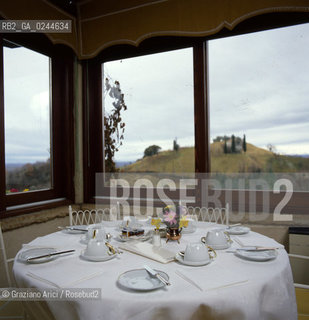 Veneto,1985.Asolo (Treviso). Hotel Cipriani. geo albergo hotel Asolo.Veneto,1985.Asolo(Treviso).Cipriani Hotel ©Graziano Arici/Rosebud2