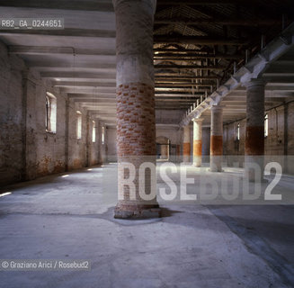 Venezia,1980. Corderie dell Arsenale-interno. Architettura interno Arsenale corderia .Venice,1980. Corderie in the Arsenal of Venice - interior MES © Archivio Graziano Arici  astga ©Graziano Arici/Rosebud2
