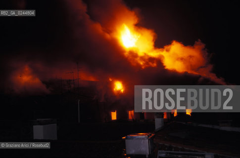 Venezia,29.01.1996.Incendio notturno al Gran Teatro La Fenice.teatro fuoco incendio fiamme distruzione bruciare -Venice, 29.01.1996.Destructive fire at the Gran teatro La Fenice. burn fire blaze ©Graziano Arici/Rosebud2