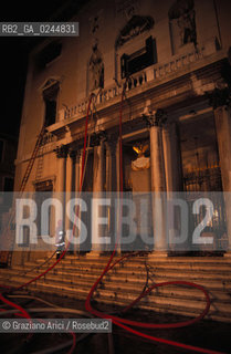 Venezia,29.01.1996.Incendio notturno al Gran Teatro La Fenice.teatro fuoco incendio fiamme distruzione bruciare -Venice, 29.01.1996.Destructive fire at the Gran teatro La Fenice. burn fire blaze ©Graziano Arici/Rosebud2