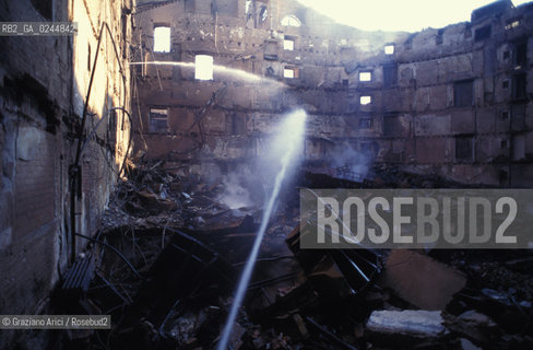 Venezia,29.01.1996.Incendio notturno al Gran Teatro La Fenice.teatro fuoco incendio fiamme distruzione bruciare -Venice, 29.01.1996.Destructive fire at the Gran teatro La Fenice. burn fire blaze ©Graziano Arici/Rosebud2