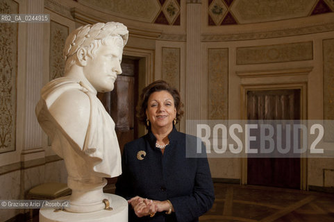 Venice 14/10/11 - The Director of Venice Museums Doundation Gabriella Belli In Dogès Palace - La Direttrice della Fondazione dei musei Civici di Venezia nel Palazzo Ducale di Venezia con un busto di Napoleone I arte ©Graziano Arici/Rosebud2