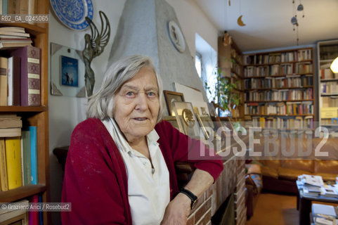 Trieste 21/12/11 - The astrophysicist Margherita Hack at home in Trieste astrofisica scienza ©Graziano Arici/Rosebud2