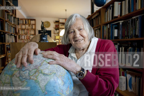 Trieste 21/12/11 - The astrophysicist Margherita Hack at home in Trieste astrofisica scienza ©Graziano Arici/Rosebud2