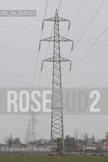 Venezia1/2/12 - Ponteggi e tralicci elettrici dellENEL a Scorzè Terna ©Graziano Arici/Rosebud2