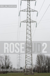 Venezia1/2/12 - Ponteggi e tralicci elettrici dellENEL a Scorzè Terna ©Graziano Arici/Rosebud2