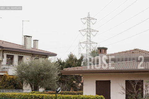 Venezia1/2/12 - Ponteggi e tralicci elettrici dellENEL a Scorzè Terna ©Graziano Arici/Rosebud2