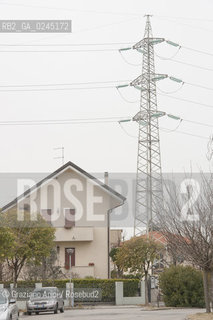 Venezia1/2/12 - Ponteggi e tralicci elettrici dellENEL a Scorzè Terna ©Graziano Arici/Rosebud2