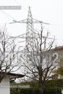 Venezia1/2/12 - Ponteggi e tralicci elettrici dellENEL a Scorzè Terna ©Graziano Arici/Rosebud2