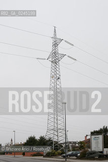Venezia1/2/12 - Ponteggi e tralicci elettrici dellENEL a Scorzè Terna ©Graziano Arici/Rosebud2