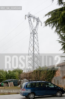 Venezia1/2/12 - Ponteggi e tralicci elettrici dellENEL a Paese Terna ©Graziano Arici/Rosebud2