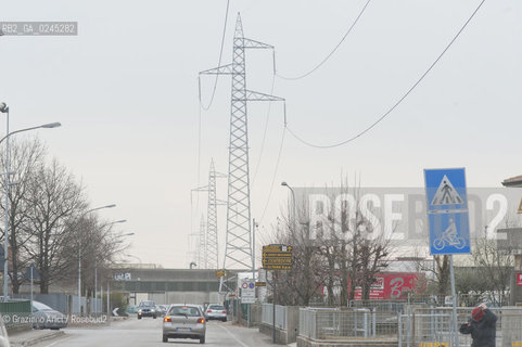 Venezia1/2/12 - Ponteggi e tralicci elettrici dellENEL a Paese Terna ©Graziano Arici/Rosebud2