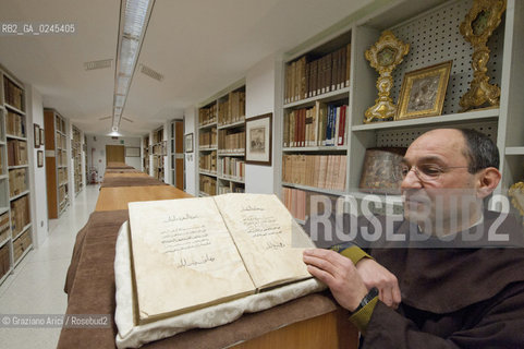 Venice 4/03/12 - S.Francesco della Vigna Monastery Library: The first handprint Koran by the venitian publisher Paganino and Alessandro Paganini (1537/1538) with the Library Director Rino Sgarbossa biblioteca convento stampa corano  ©Graziano Arici/Rosebud2