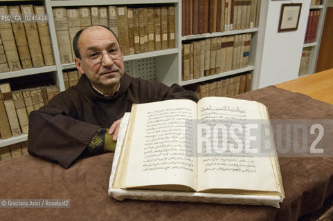 Venice 4/03/12 - S.Francesco della Vigna Monastery Library: The first handprint Koran by the venitian publisher Paganino and Alessandro Paganini (1537/1538) with the Library Director Rino Sgarbossa biblioteca convento stampa corano  ©Graziano Arici/Rosebud2