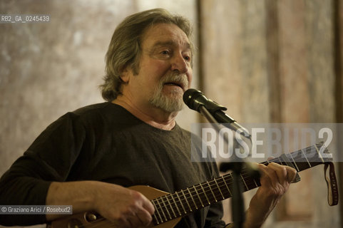 Venice 6/03/12 The Singer Gualtiero Bertelli in Ateneo Veneto musica cantante politica ©Graziano Arici/Rosebud2