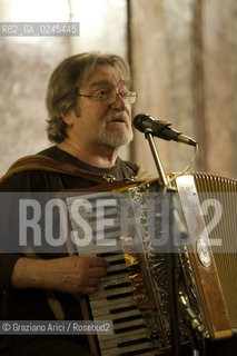 Venice 6/03/12 The Singer Gualtiero Bertelli in Ateneo Veneto musica cantante politica ©Graziano Arici/Rosebud2