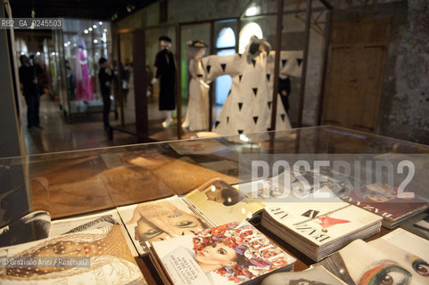 Venice 9/3/12 - Fortuny Palace Museum : Diana Vreeland after Diana Vreeland  Exposition moda ©Graziano Arici/Rosebud2