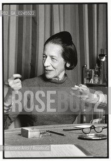 Venice 9/3/12 - Fortuny Palace Museum : Diana Vreeland after Diana Vreeland  Exposition: Diana Vreeland Ritratti di Priscilla Rattazzi moda - archiviograziano arici