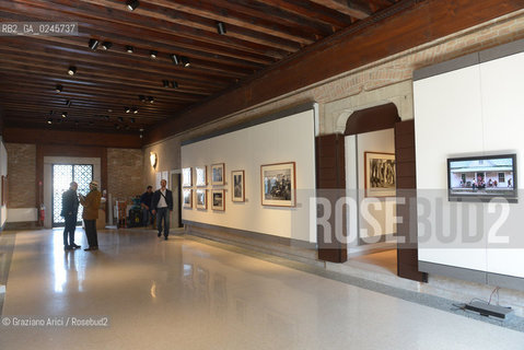 Venice 29/03/12 - The photographer Elliott Erwitt in his exposition at Centro Internazionale della Fotografia dei Tre Oci fotografia fotografo ©Graziano Arici/Rosebud2
