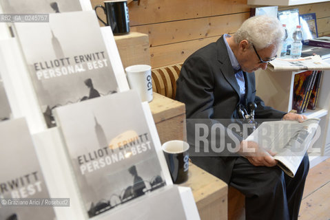 Venice 29/03/12 - The photographer Elliott Erwitt in his exposition at Centro Internazionale della Fotografia dei Tre Oci fotografia fotografo ©Graziano Arici/Rosebud2