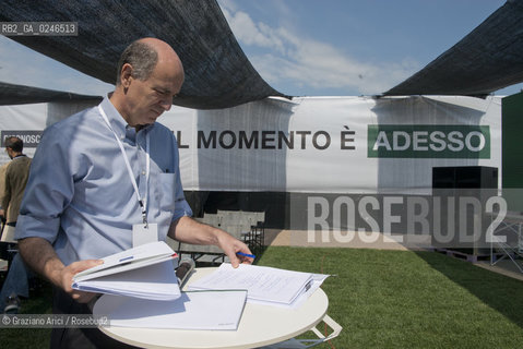 Rocade (TV) 26/5/12: Il Ministro Corrado Passera al Convegno Italia Startup presso il Centro per la ricerca e linnovazione tecnologica H-Farm - The Center for the research and the technologic innovation builded by Riccardo Donadon incubatore star up economia ©Graziano Arici/Rosebud2