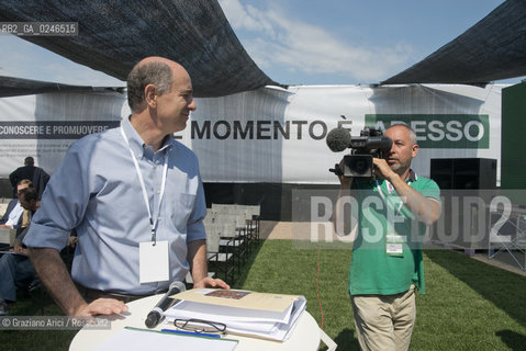 Rocade (TV) 26/5/12: Il Ministro Corrado Passera al Convegno Italia Startup presso il Centro per la ricerca e linnovazione tecnologica H-Farm - The Center for the research and the technologic innovation builded by Riccardo Donadon incubatore star up economia ©Graziano Arici/Rosebud2
