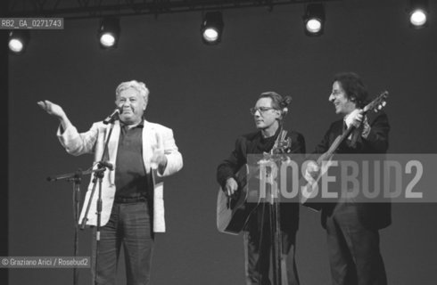 VENEZIA 1990 COMICI ENZO IANNACCI GIORGIO GABER PAOLO VILLAGGIO © GRAZIANO ARICI PROFESSIONE COMICO TEATRO LA PERLA LIDO  astga ©Graziano Arici/Rosebud2