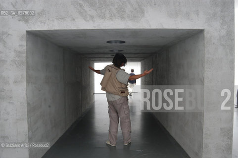 VENEZIA8/06/05 - 51 ESPOSIZIONE INTERNAZIONALE DARTE -  LA SALA  DI MIROSLAW BALKA  ©Graziano Arici/Rosebud2