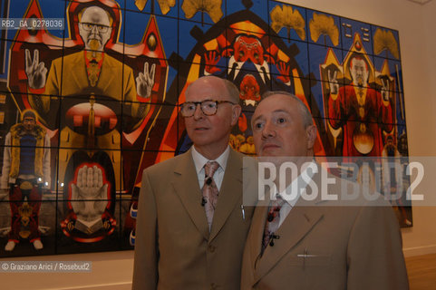 VENEZIA8/06/05 - 51 ESPOSIZIONE INTERNAZIONALE DARTE -  PADIGLIONE DELLA GRAN BRETAGNA: GLI ARTISTI GILBERT AND GEORGE ©Graziano Arici/Rosebud2