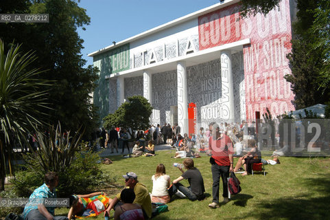 VENEZIA8/06/05 - 51 ESPOSIZIONE INTERNAZIONALE DARTE - IL PADIGLIONE ITALIA - THE ITALIA PAVILLION © GRAZIANO ARICI BIENNALE GIARDINI ©Graziano Arici/Rosebud2