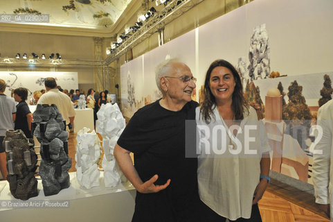 Venice 25/08/2010 - The architect Frank O.Gehry with his Project for the Luma Foundation in Parc des Ateliers in Arles and Maia Hoffmann Luma Foundation President  Architettura architetti ©Graziano Arici/Rosebud2