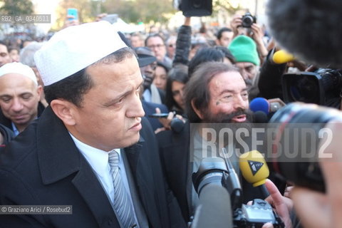 Paris 11-13-15 : The Imam of Paris and Marek Halter in front of Bataclan Theatre were was made the slaughter by the terroris ©Graziano Arici/Rosebud2