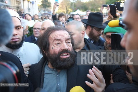 Paris 11-13-15 : The Imam of Paris and Marek Halter in front of Bataclan Theatre were was made the slaughter by the terroris ©Graziano Arici/Rosebud2