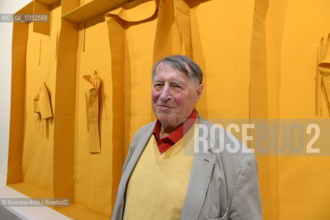 57th International Art Exhibition Arsenale artist Franz Erhard Walther arte artista ©Graziano Arici/Rosebud2