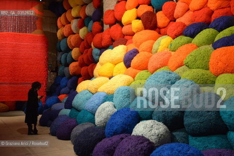 57th International Art Exhibition Arsenale artist Sheila Hicks arte artista ©Graziano Arici/Rosebud2