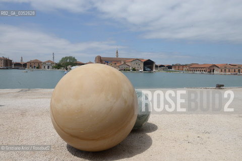 57th International Art Exhibition Arsenale artist Alicja Kwade arte artista ©Graziano Arici/Rosebud2