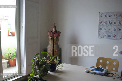 Writer Valeria Parrellas house in Naples,studio,10-2008 ©Grazia Ippolito/Rosebud2