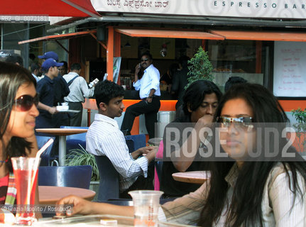 Bangalore, Karnataka, young people at Barista coffee bars chain all over India ©Grazia Ippolito/Rosebud2