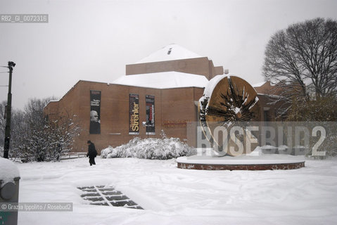 Milan after snow fall of 21/12/2009 ©Grazia Ippolito/Rosebud2