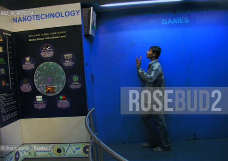 Industrial and Technological Museum in Bangalore, Karnataka, India, a boy is playing with a simulator ©Grazia Ippolito/Rosebud2