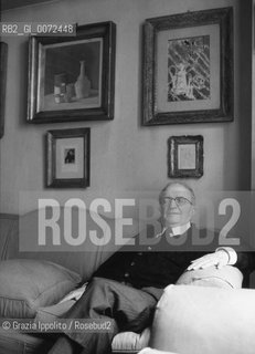 Writer, critic Giovanni Macchia, expert in french literature, in his house in Rome ©Grazia Ippolito/Rosebud2