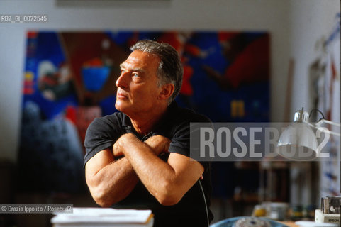 Painter and writer Emilio Tadini, in his studio in Milan ©Grazia Ippolito/Rosebud2